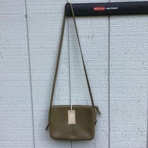 MADEWELL Knotted crossbody leather BAG olive
